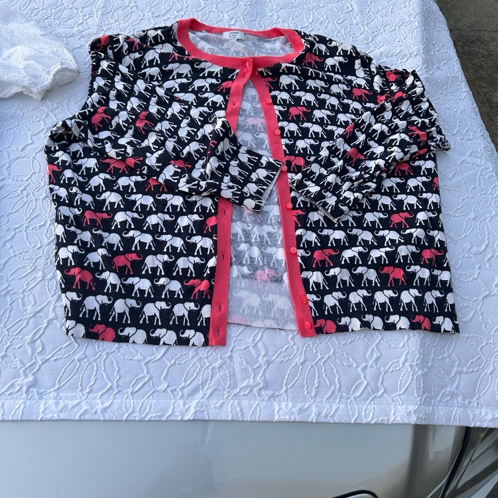 Crown & Ivy Elephant Print Sweater with Pink Trim